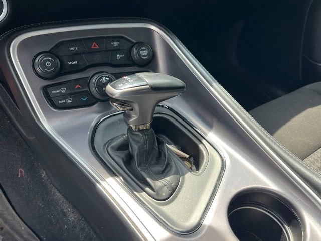 Used 2020 Dodge Challenger SXT RWD image 15