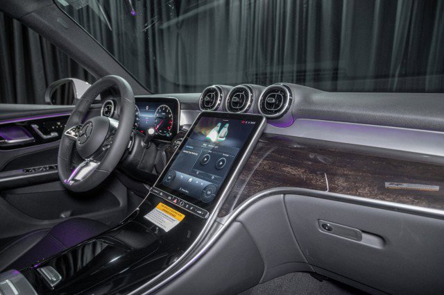 Certified 2026 Mercedes-Benz GLC 300 4MATIC image 15
