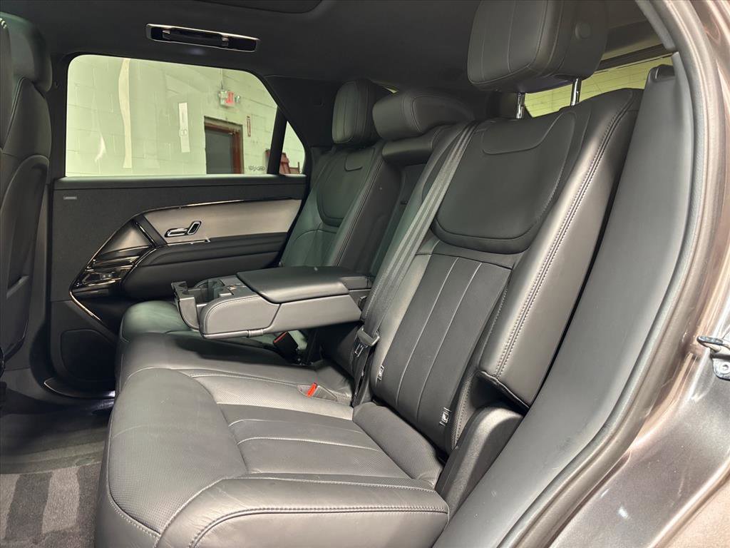 Used 2024 Land Rover Range Rover Sport SE image 26