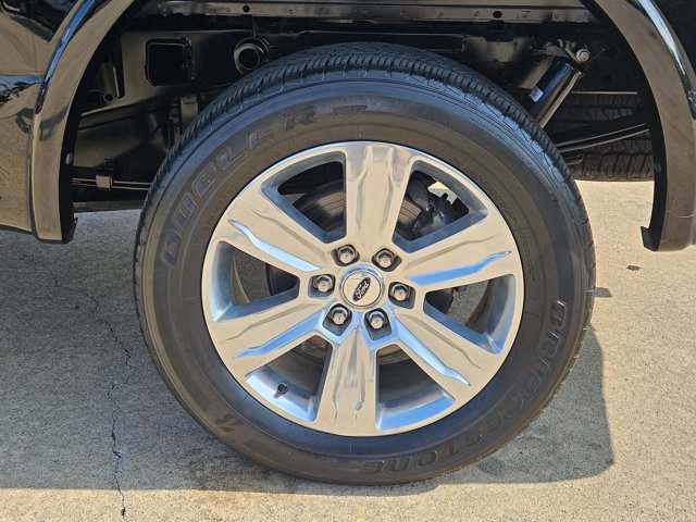 Used 2018 Ford F150 Platinum w/ Equipment Group 701A Luxury image 25