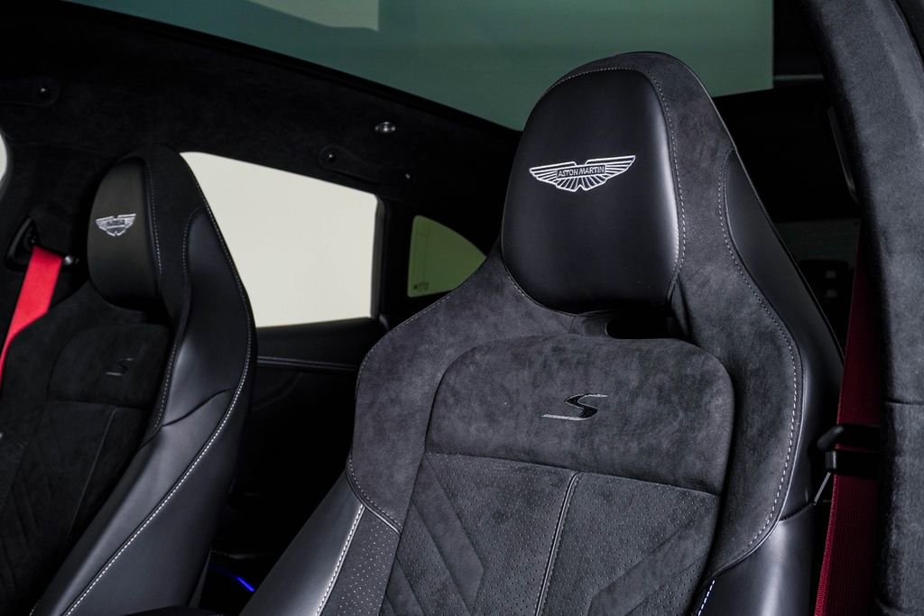 New 2026 Aston Martin DBX S image 22