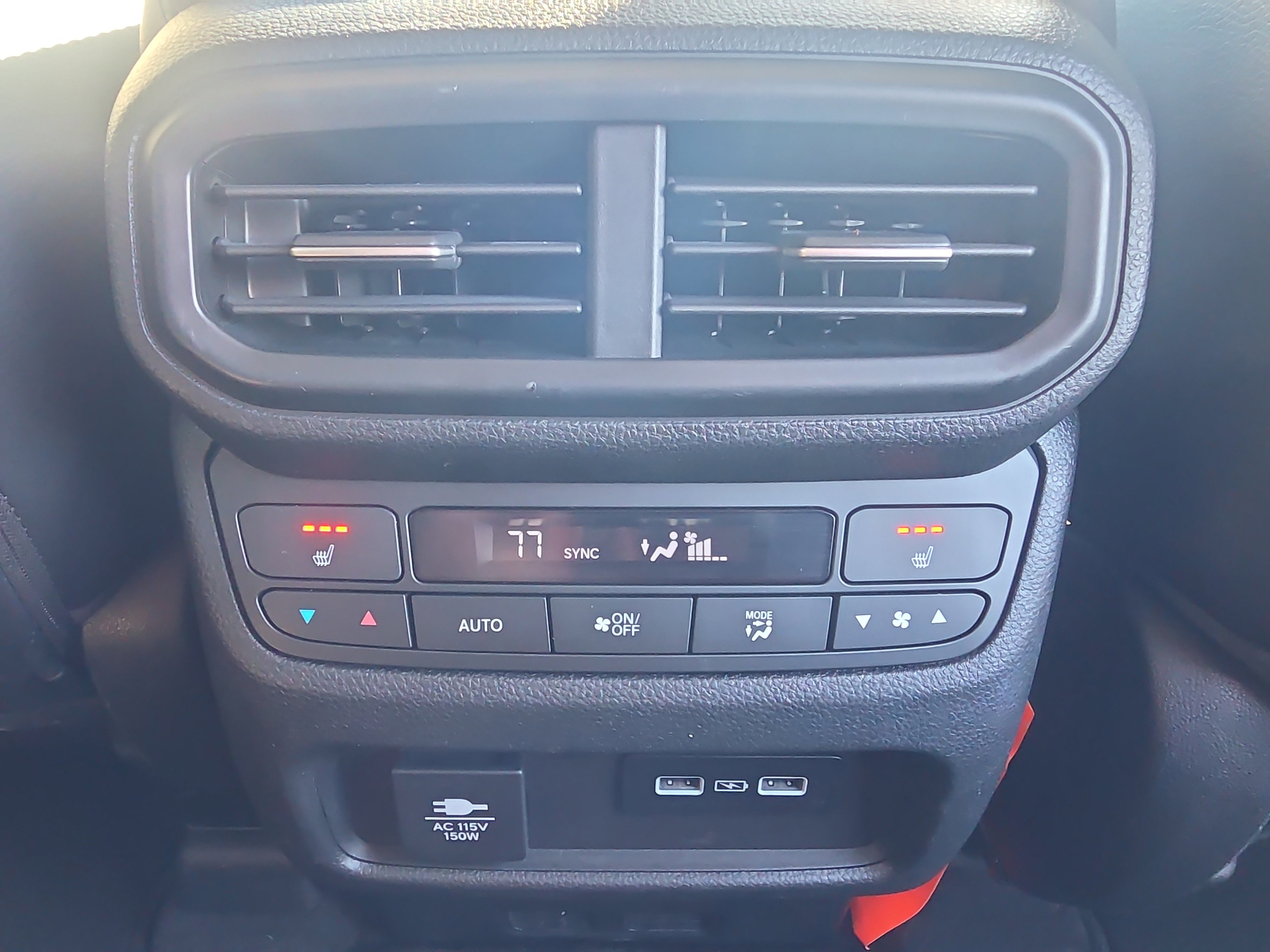 Used 2023 Honda Pilot Elite image 16