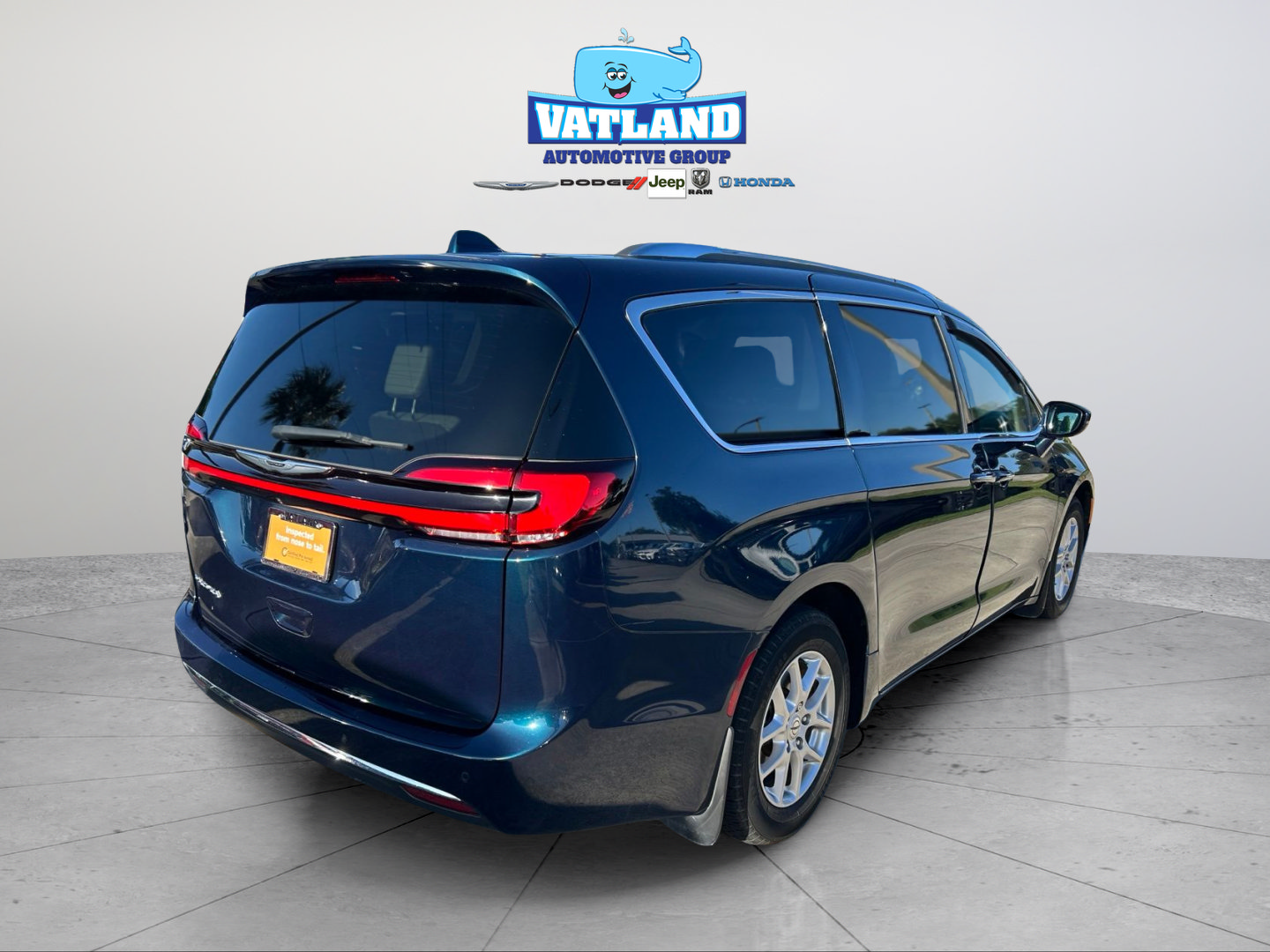 Certified 2021 Chrysler Pacifica Touring-L FWD image 5