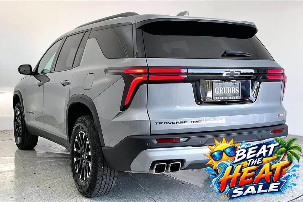 Used 2025 Chevrolet Traverse Z71 AWD/4WD image 15