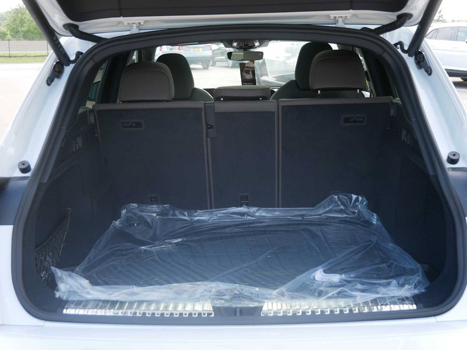 Certified 2025 Audi Q5 Premium Plus w/ Premium Plus AWD/4WD image 5