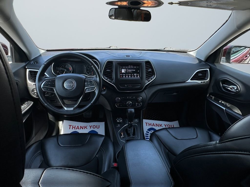 Used 2019 Jeep Cherokee Latitude Plus w/ Cold Weather Group image 10