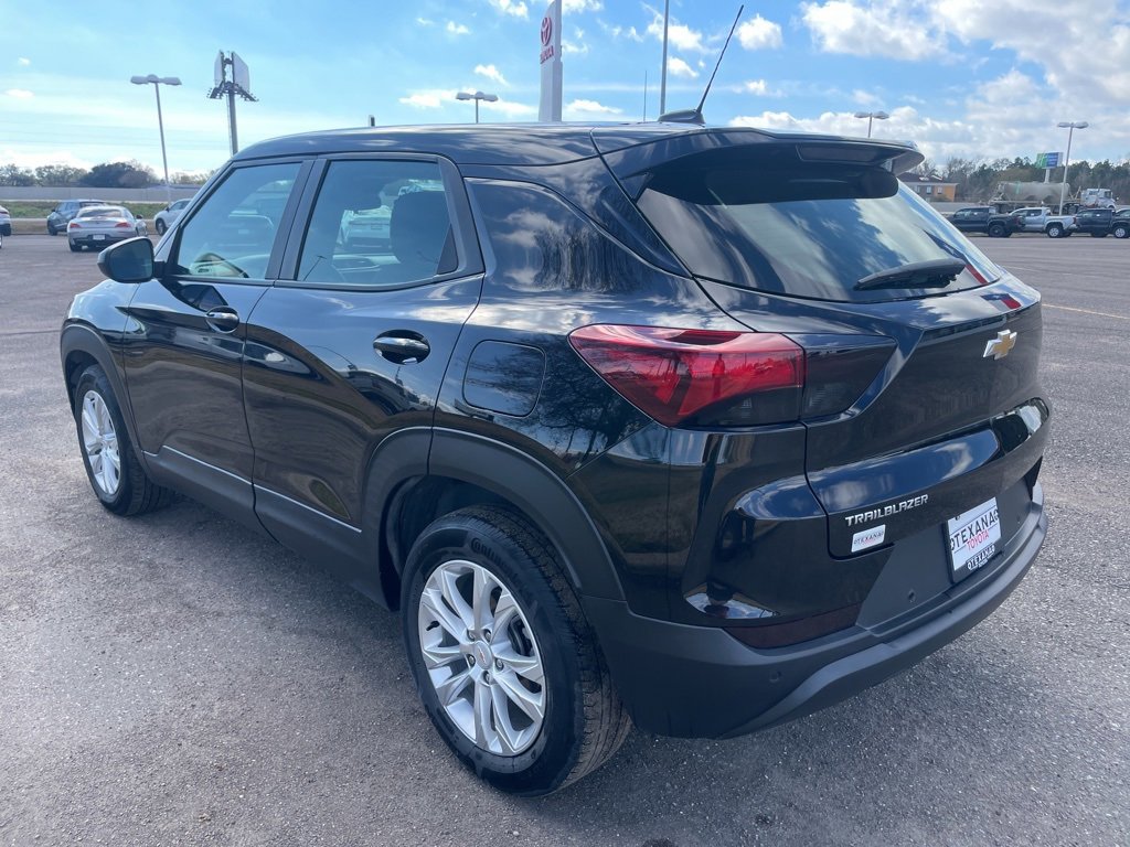 Used 2023 Chevrolet TrailBlazer LS image 11
