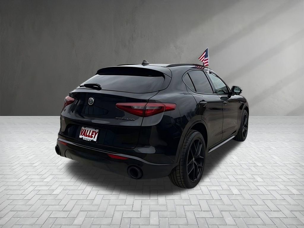 Used 2020 Alfa Romeo Stelvio Ti Sport w/ Quick Order Package 22S Sport image 8