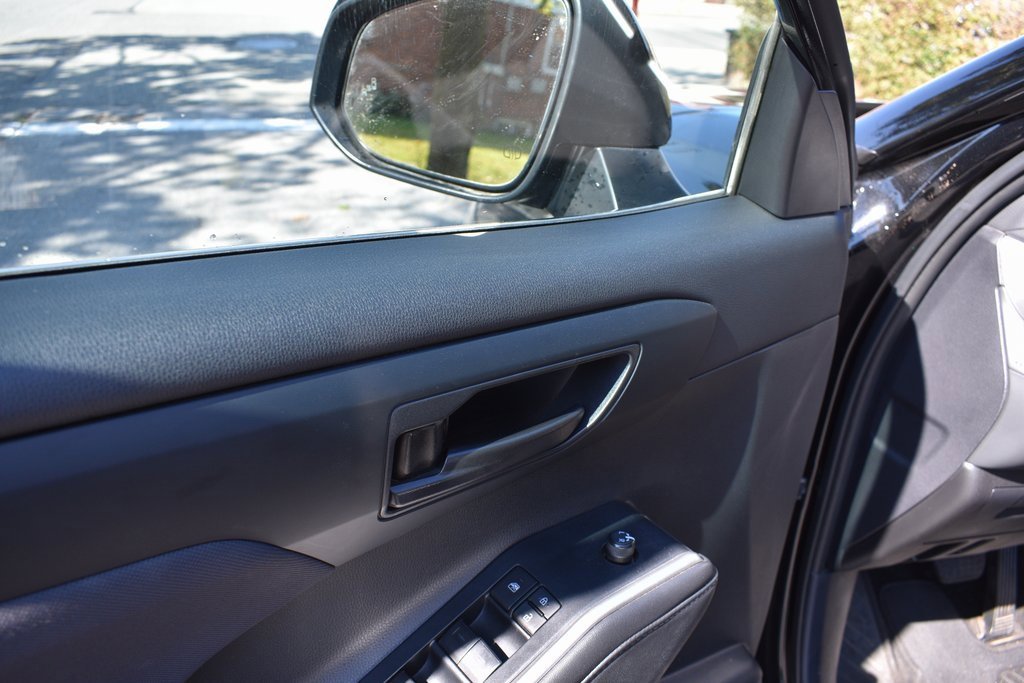 Used 2024 Toyota Highlander LE image 13