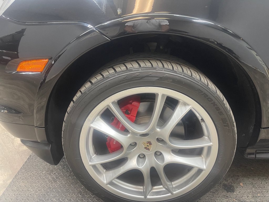 Used 2010 Porsche Cayenne GTS AWD/4WD image 12