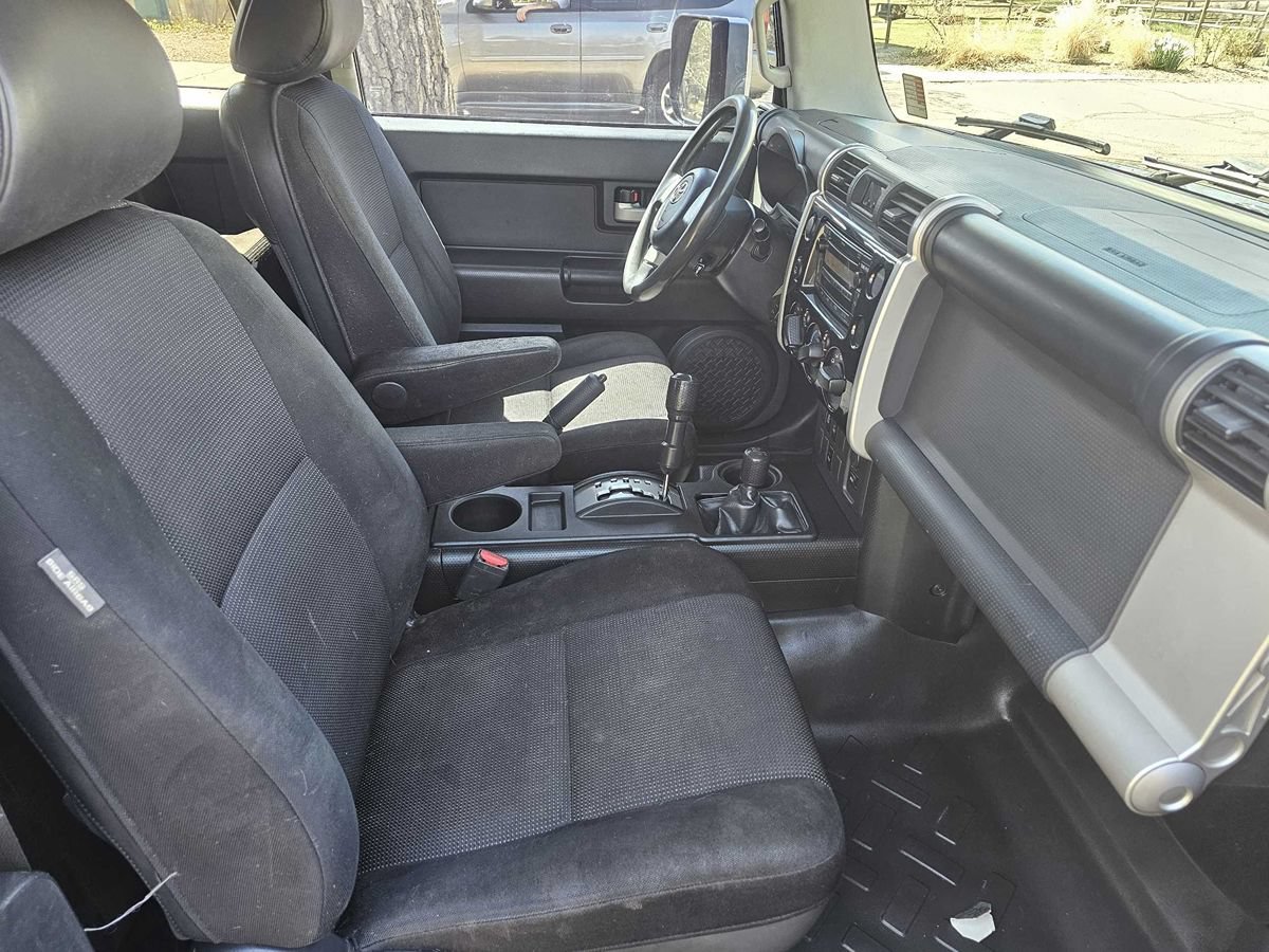 Used 2007 Toyota FJ Cruiser 4WD w/ Convenience Pkg image 26