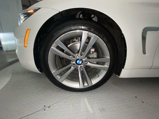 Used 2019 BMW 430i Convertible w/ Driving Assistance Package image 10