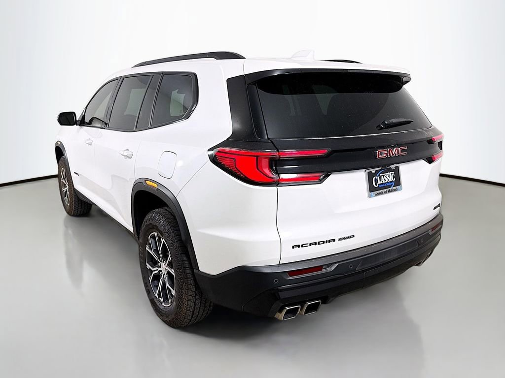 Used 2025 GMC Acadia AT4 w/ Luxury Package image 5