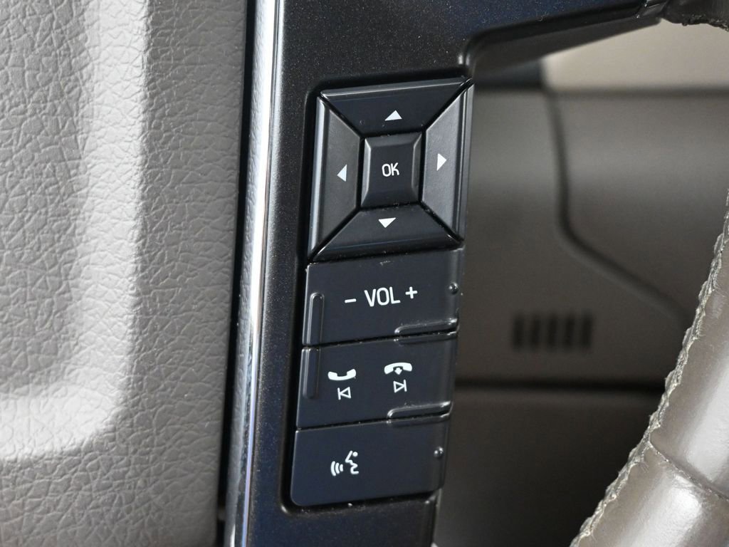 Used 2017 Lincoln Navigator Select image 29