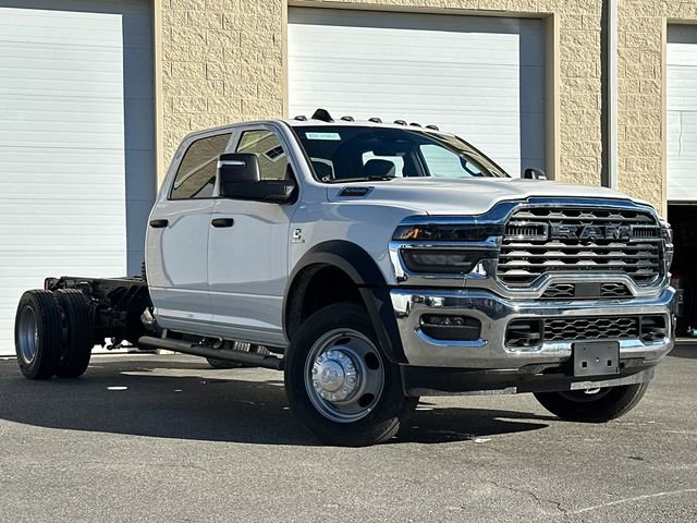 New 2026 RAM 5500 Tradesman w/ Chrome Appearance Group image 1