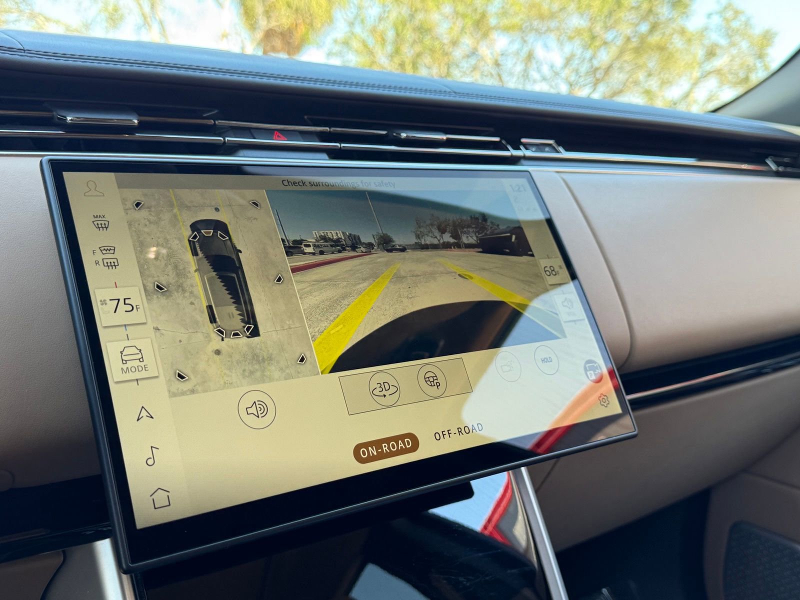 Used 2024 Land Rover Range Rover Long Wheelbase Autobiography image 21