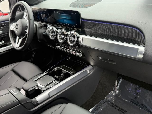 Certified 2021 Mercedes-Benz GLB 250 4MATIC image 25