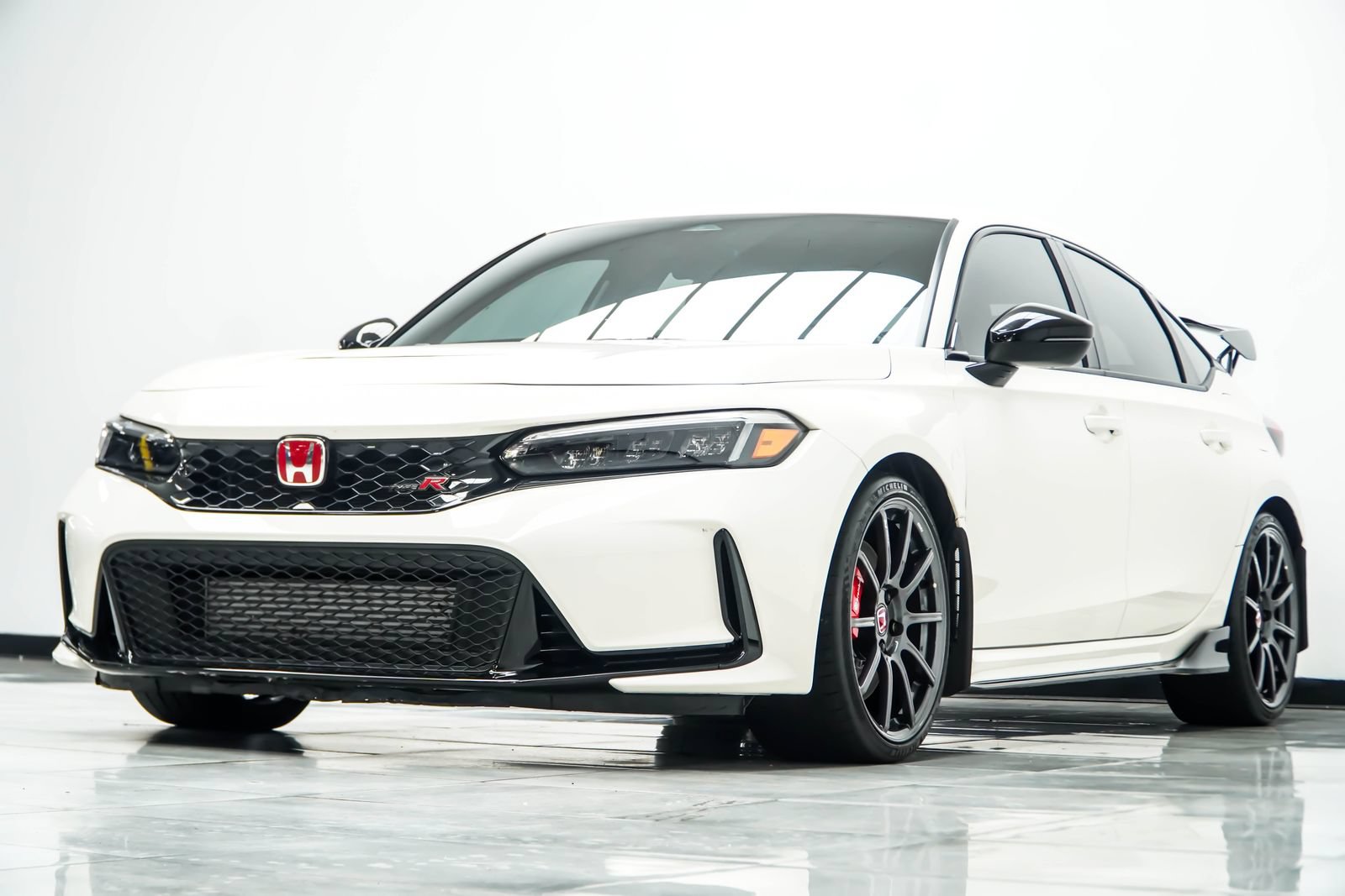 Used 2025 Honda Civic Type R image 10
