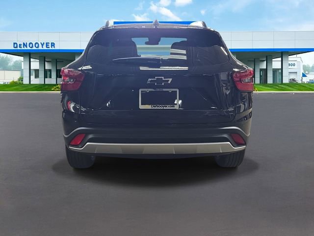 Used 2024 Chevrolet Trax LT w/ Driver Confidence Package image 10