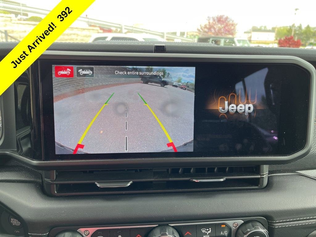 Used 2024 Jeep Wrangler Unlimited Rubicon 392 image 15