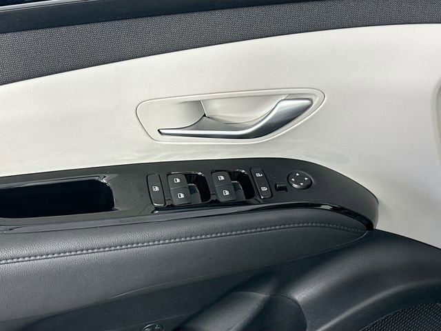 Used 2023 Hyundai Tucson Limited image 27