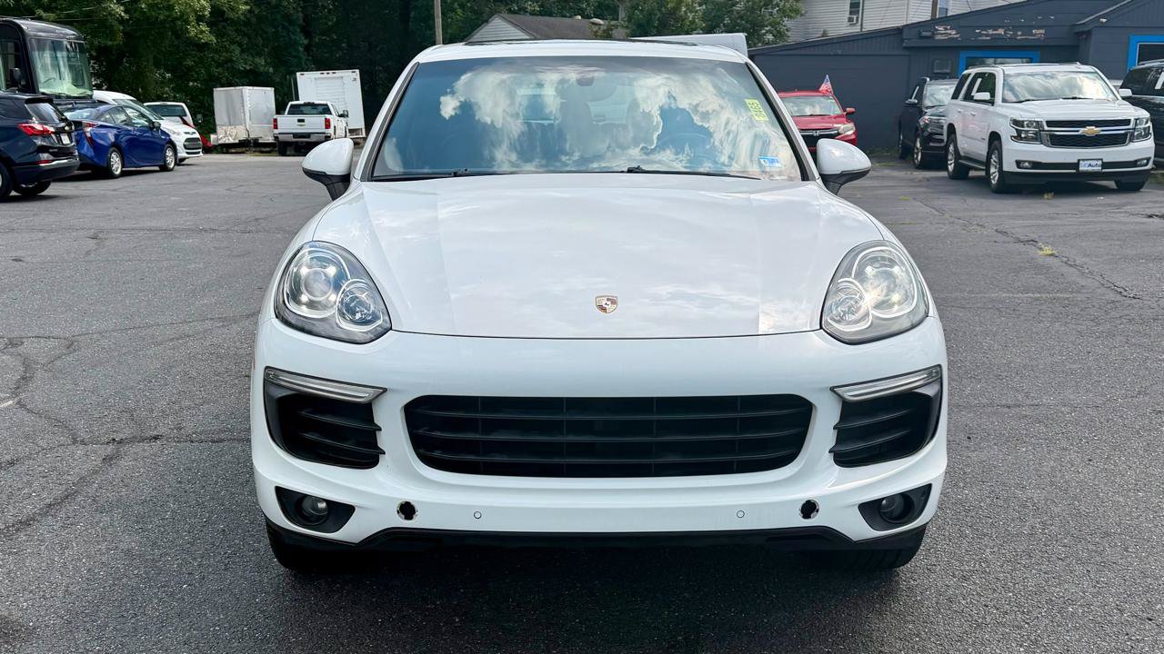 Used 2016 Porsche Cayenne AWD/4WD image 3