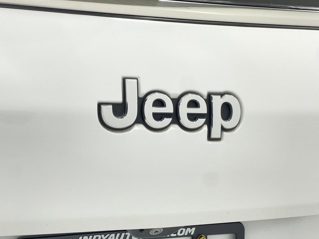 Used 2021 Jeep Grand Cherokee L Overland w/ Advanced Protech Group III image 41