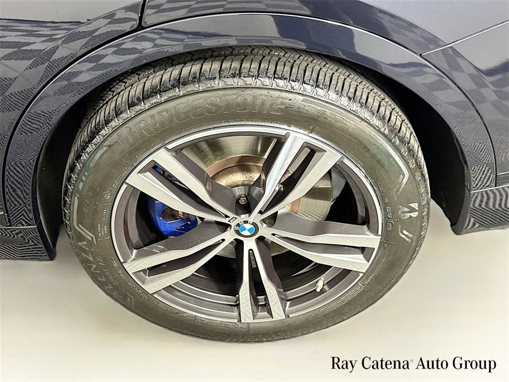Used 2022 BMW X7 M50i image 34