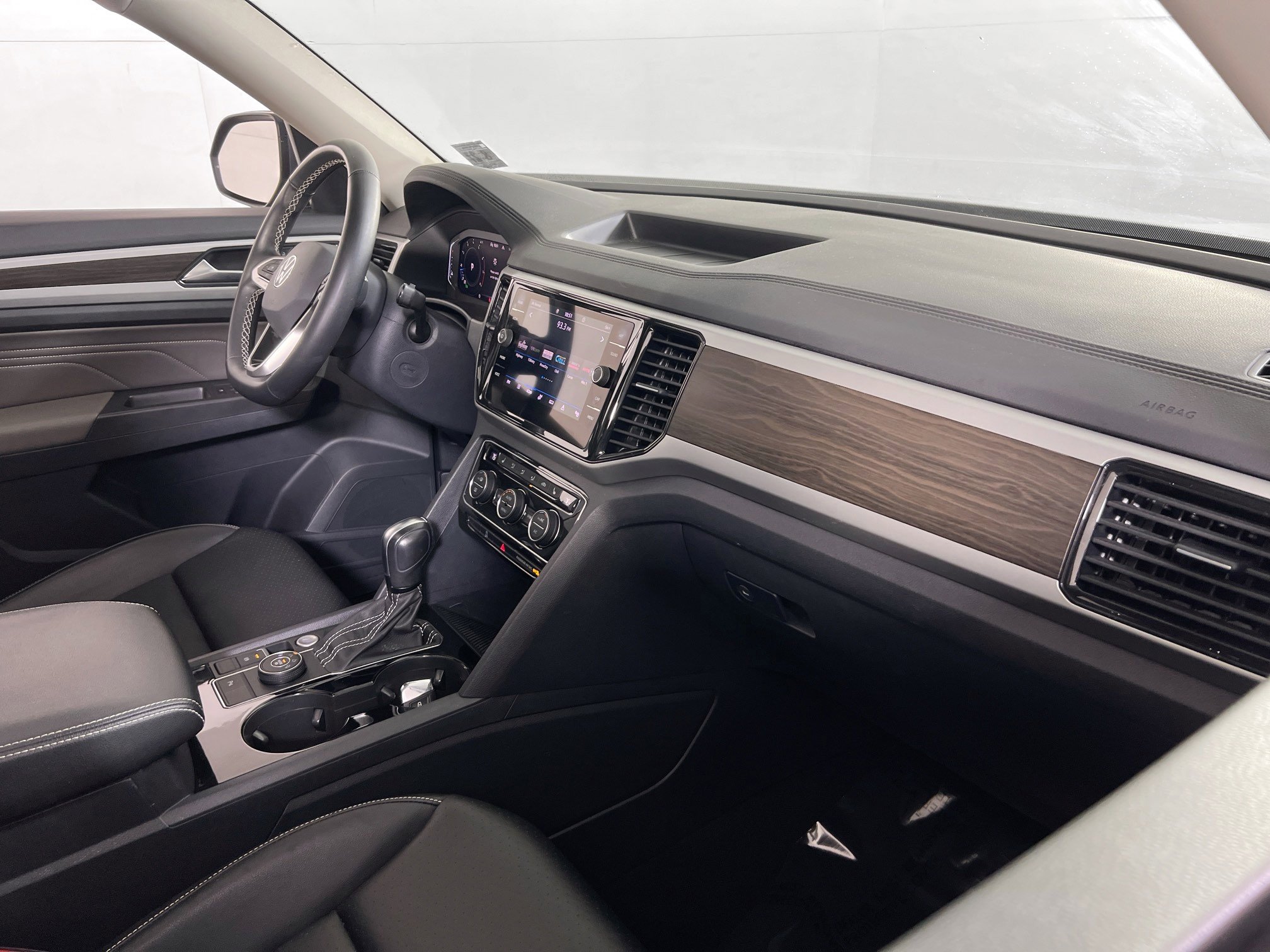 Used 2022 Volkswagen Atlas SE image 29