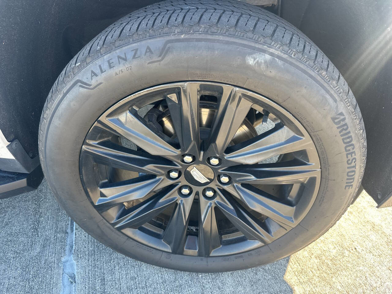 Used 2021 Cadillac Escalade Sport Platinum image 13