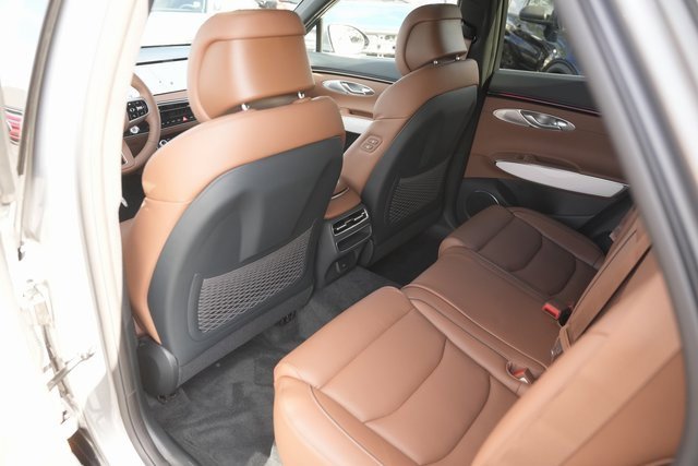 Used 2026 Genesis GV70 2.5T Advanced image 12