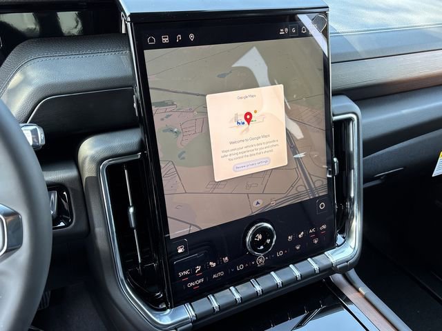 New 2026 GMC Yukon XL Denali w/ Denali Reserve Package image 13