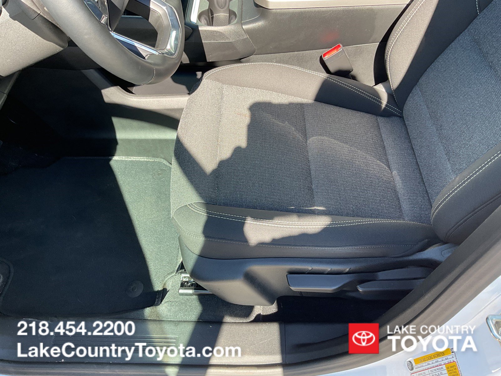 Used 2025 GMC Terrain Elevation AWD/4WD image 16