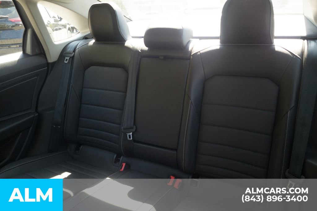Used 2024 Volkswagen Jetta SE image 17