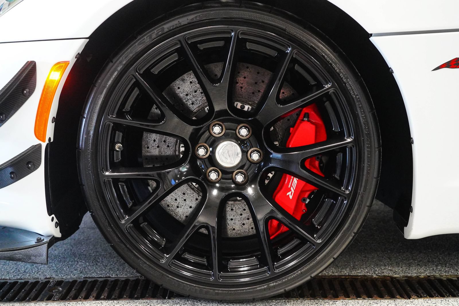 Used 2016 Dodge Viper ACR w/ Extreme Aero Package RWD image 8