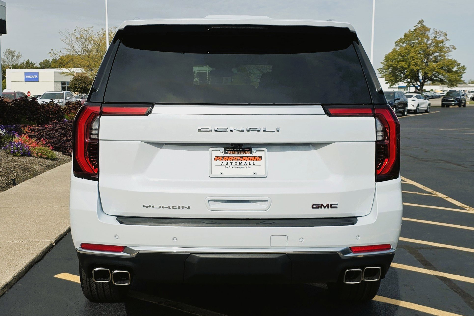 New 2026 GMC Yukon XL Denali image 6