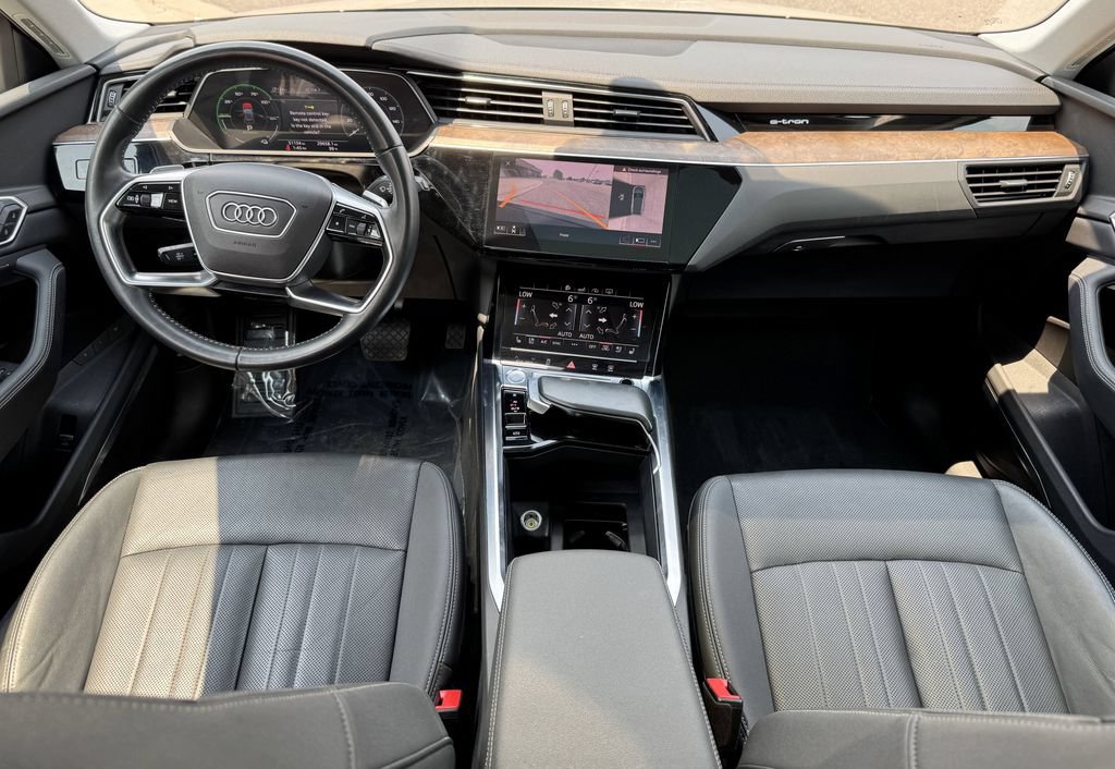 Used 2019 Audi e-tron Premium Plus AWD/4WD image 30