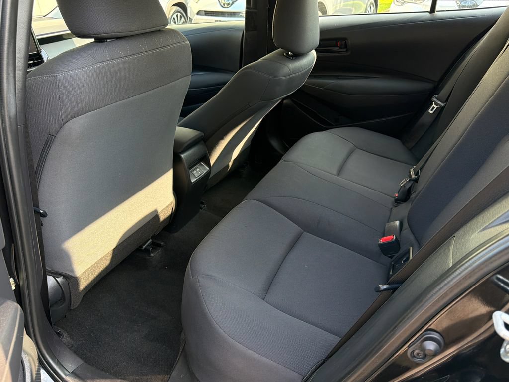 Used 2023 Toyota Corolla LE FWD image 17