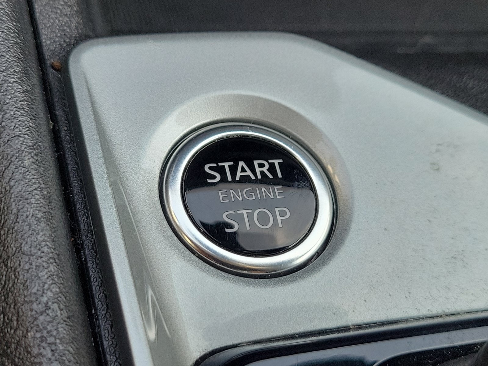 Used 2025 Nissan Altima 2.5 SV FWD image 18