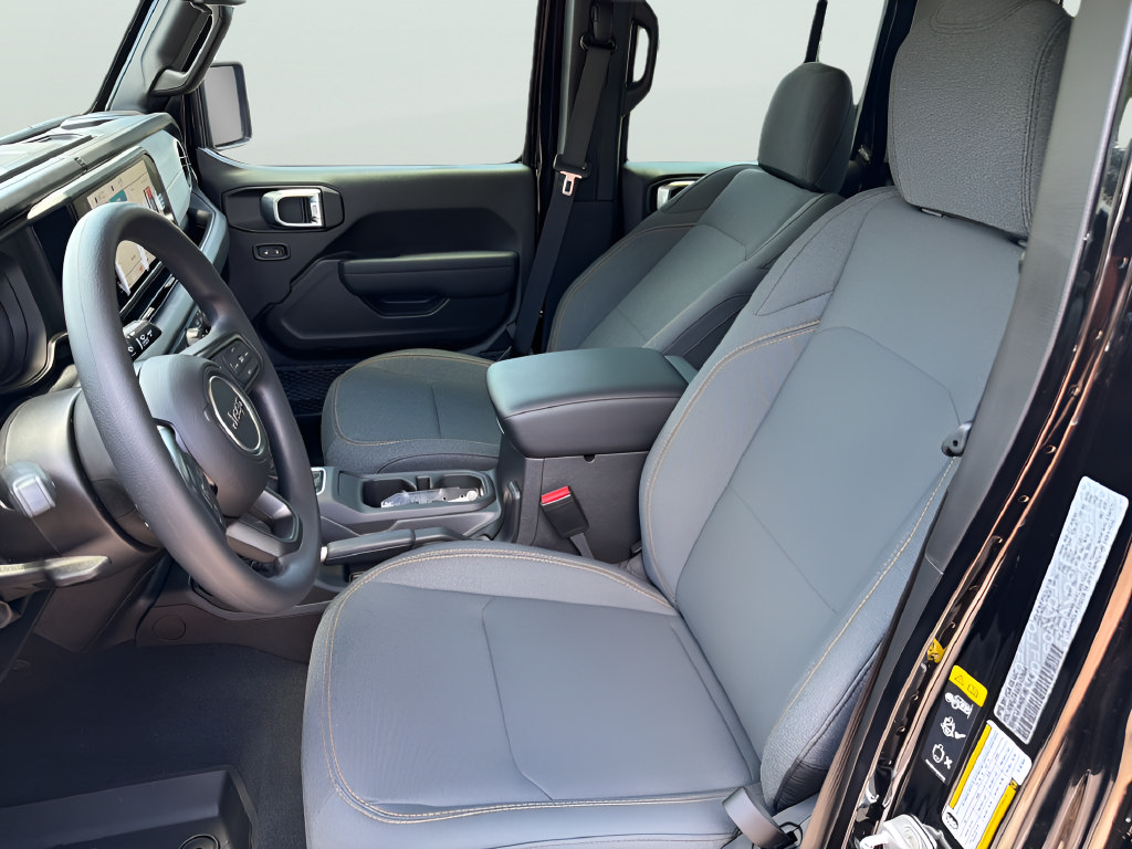 New 2026 Jeep Gladiator Sport AWD/4WD image 17