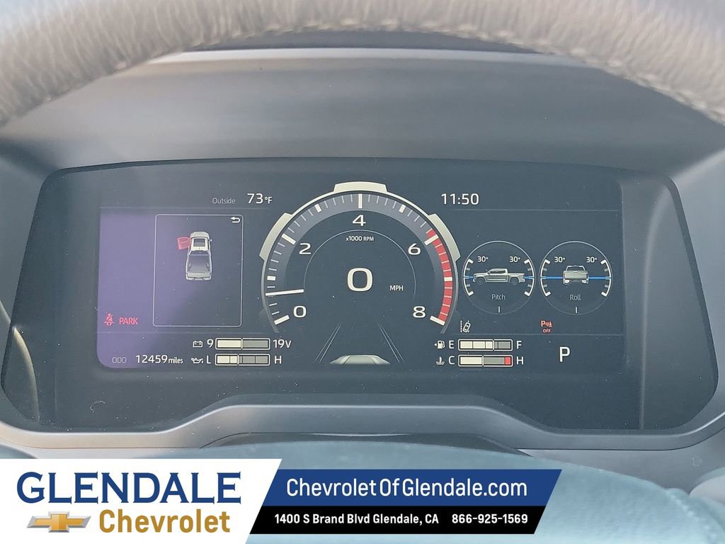 Used 2025 Toyota Tundra Limited AWD/4WD image 35