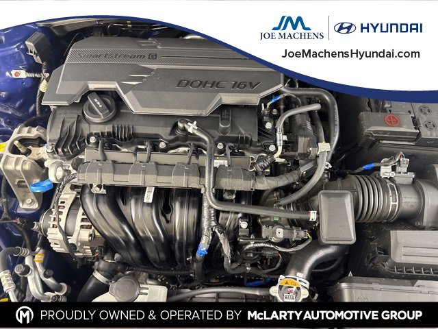 Used 2025 Hyundai Elantra SE image 21