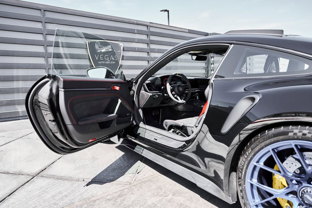 Used 2024 Porsche 911 GT3 RS RWD image 31