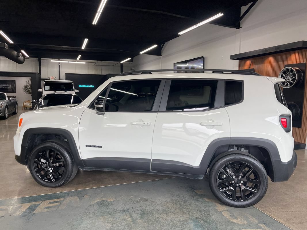 Used 2023 Jeep Renegade Altitude w/ Sun/Sound Group AWD/4WD image 62
