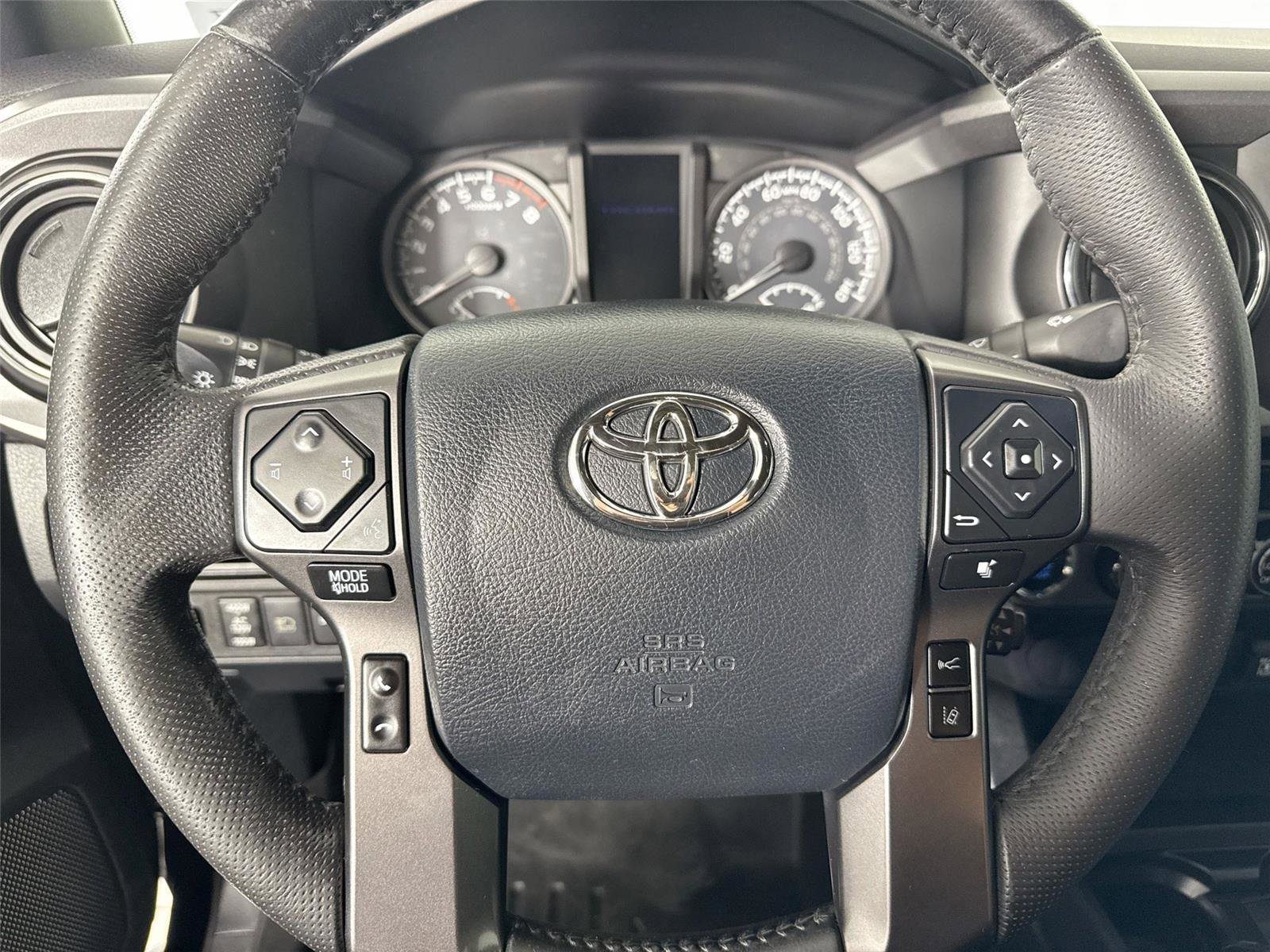 Used 2019 Toyota Tacoma TRD Off-Road image 16