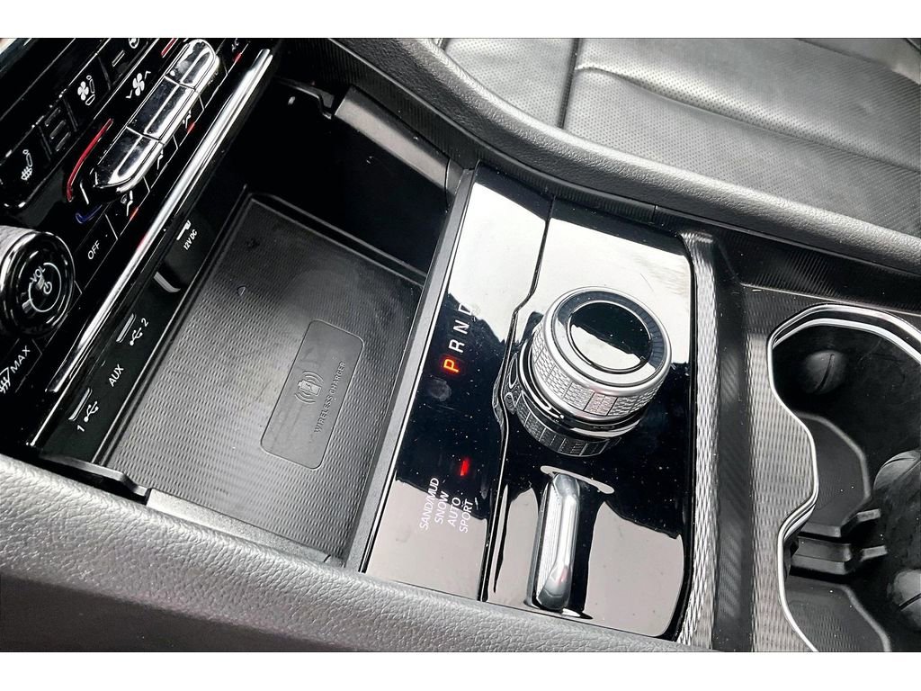 Used 2025 Jeep Grand Cherokee L Limited w/ Luxury Tech Group II image 15