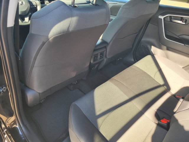 Used 2024 Toyota RAV4 XLE FWD image 14