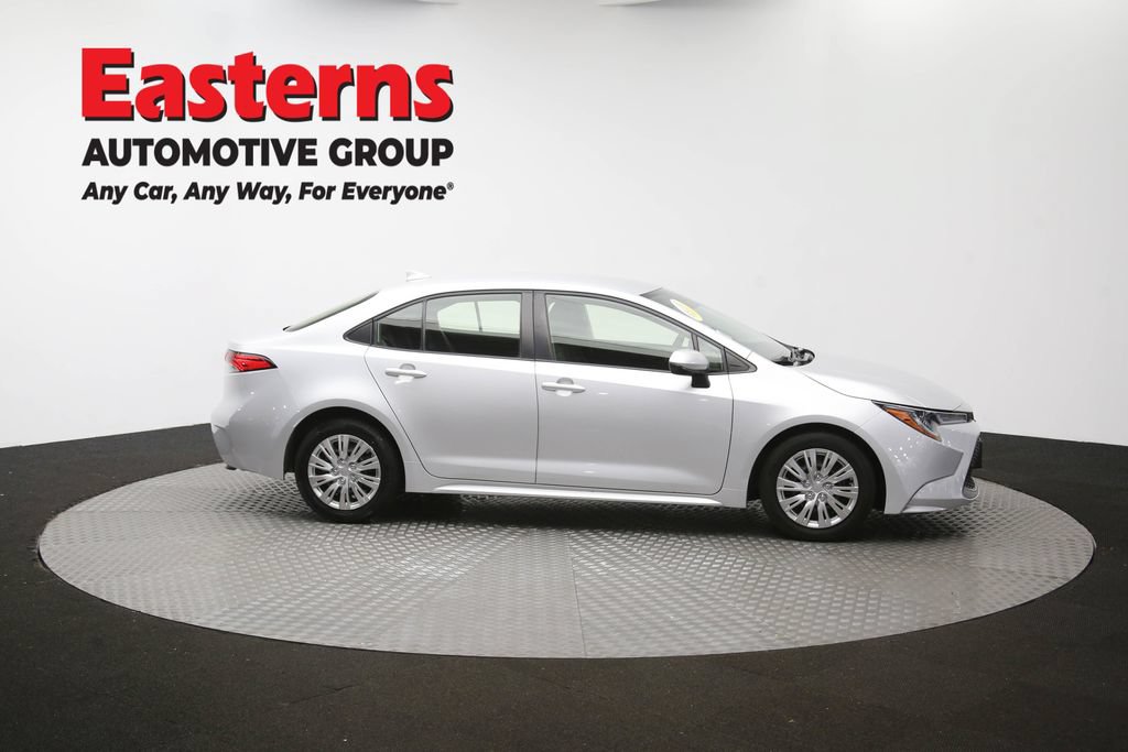 Used 2022 Toyota Corolla LE FWD image 46