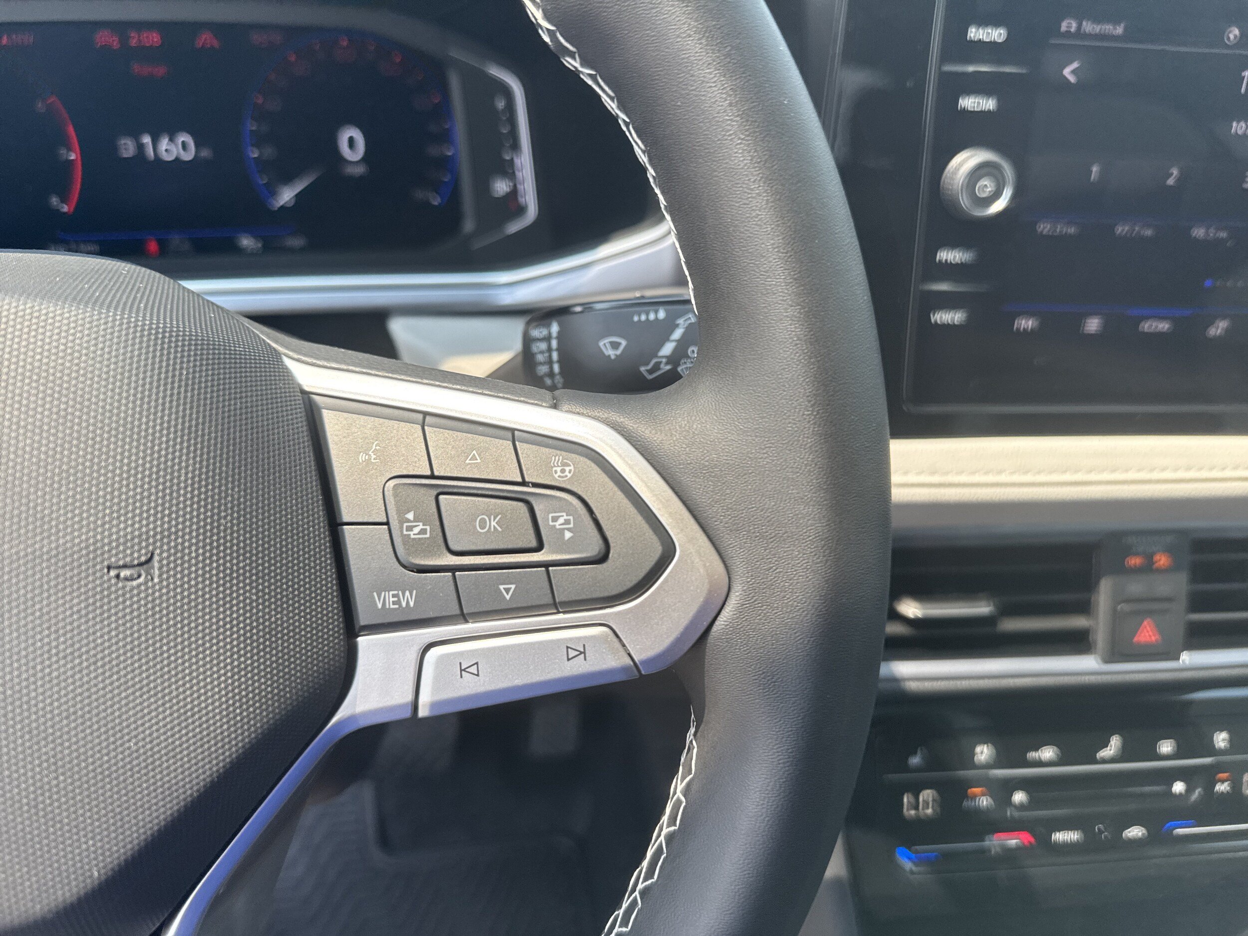New 2026 Volkswagen Taos SEL AWD/4WD image 15
