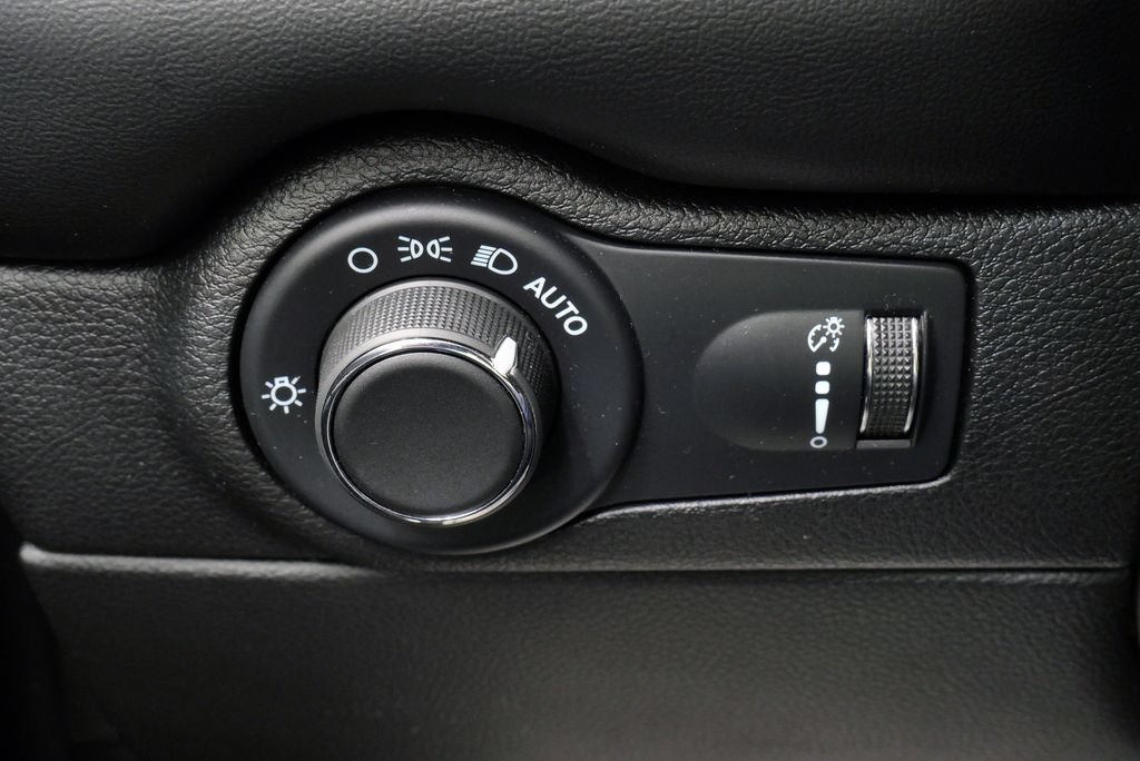 Used 2024 Dodge Durango R/T AWD/4WD image 26